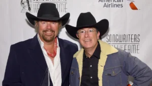 does toby keith have a twin brother?